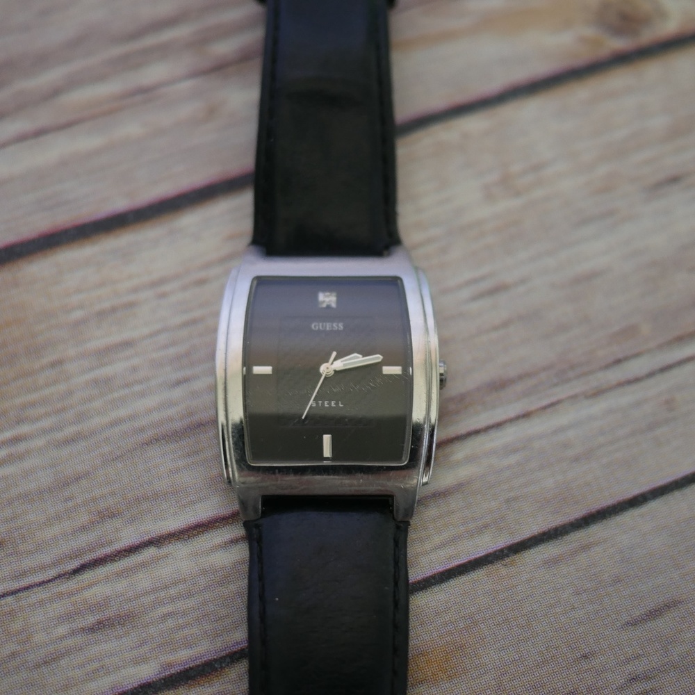 Guess Watch